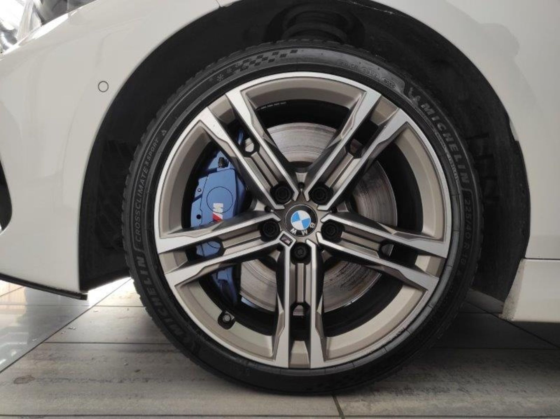 Serie 1       (F40) - M 135i xDrive - Cozzi