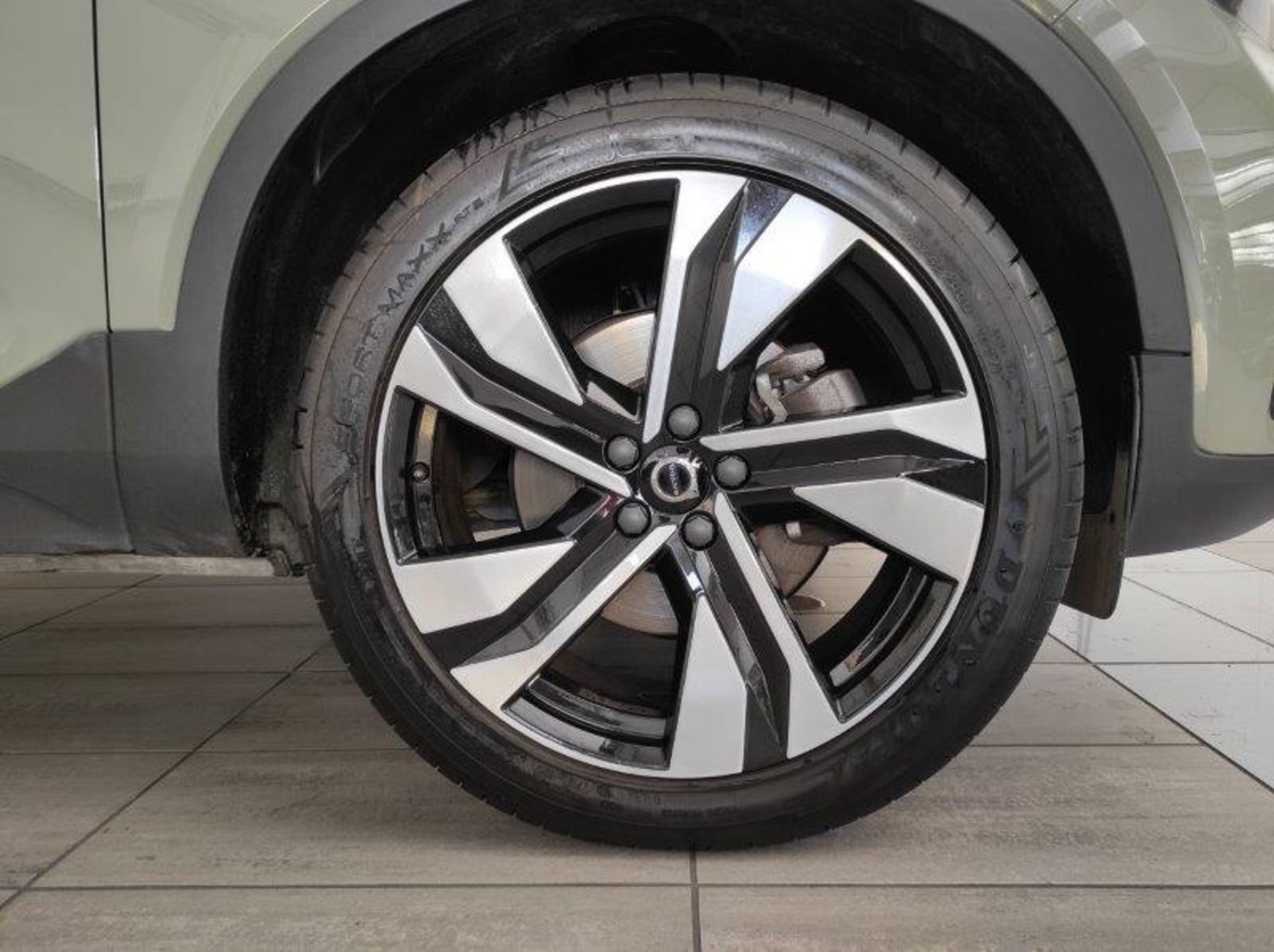 XC40 (2017-->) - XC40 B4 AWD automatico Ultimate Dark - Cozzi
