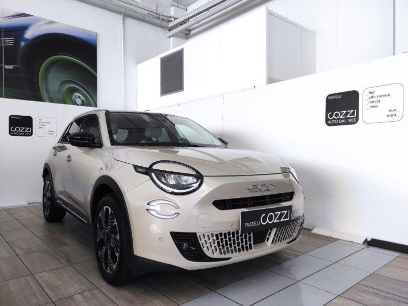 FIAT 600 (2023-->) 600 Hybrid 110 CV DCT MHEV La Prima - Cozzi