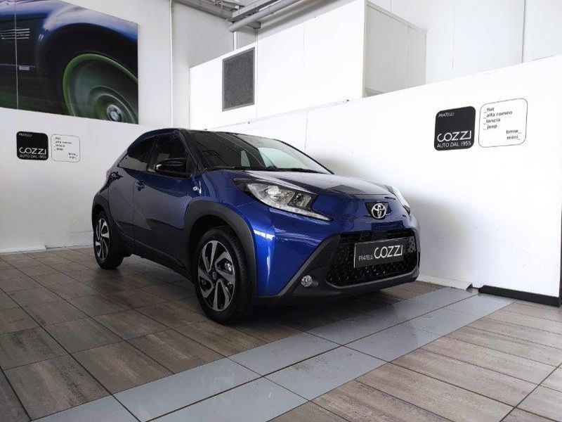 TOYOTA Aygo X Aygo X 1.0 VVT-i 72 CV 5 porte Active S-CVT - Cozzi