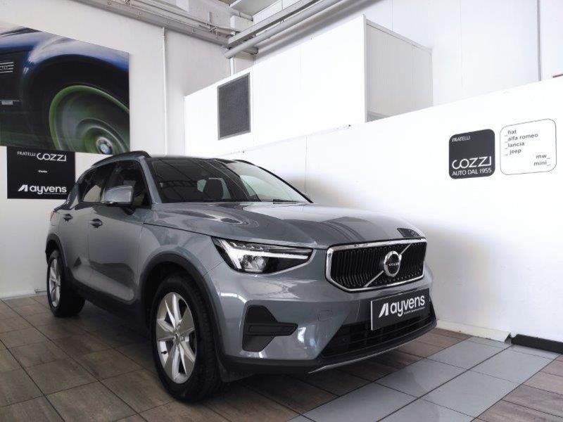 VOLVO XC40 (2017-->) XC40 B3 automatico Core - Cozzi